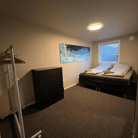 Daire Your Away From Home, 1 *